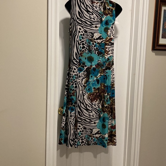 NWOT - Casa Donna Sleeveless Summer Dress Pullover Round Neck Style Animal Print - Picture 10 of 15